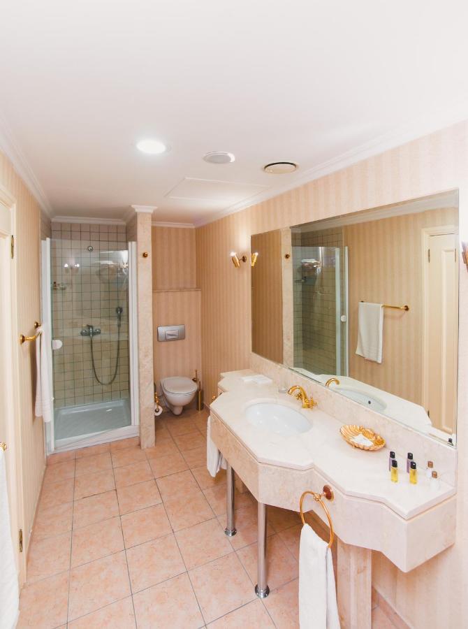 Hotel Акку à Astana Extérieur photo