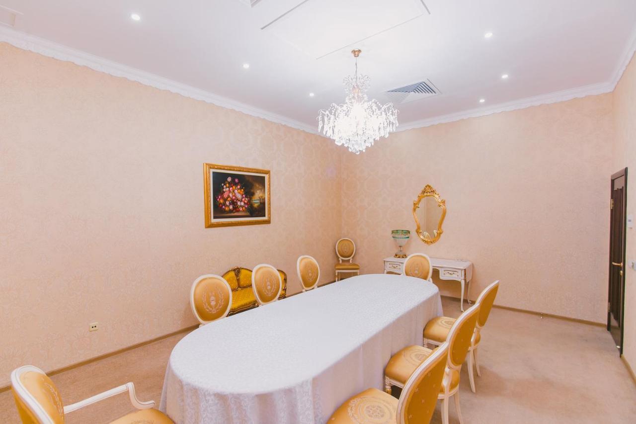 Hotel Акку à Astana Extérieur photo