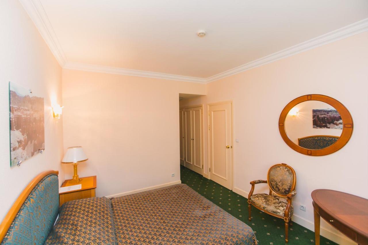 Hotel Акку à Astana Extérieur photo