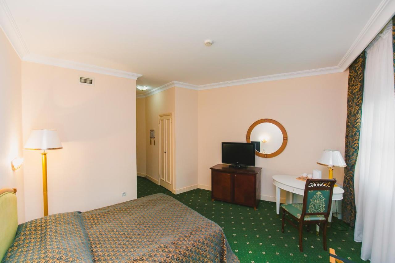 Hotel Акку à Astana Extérieur photo